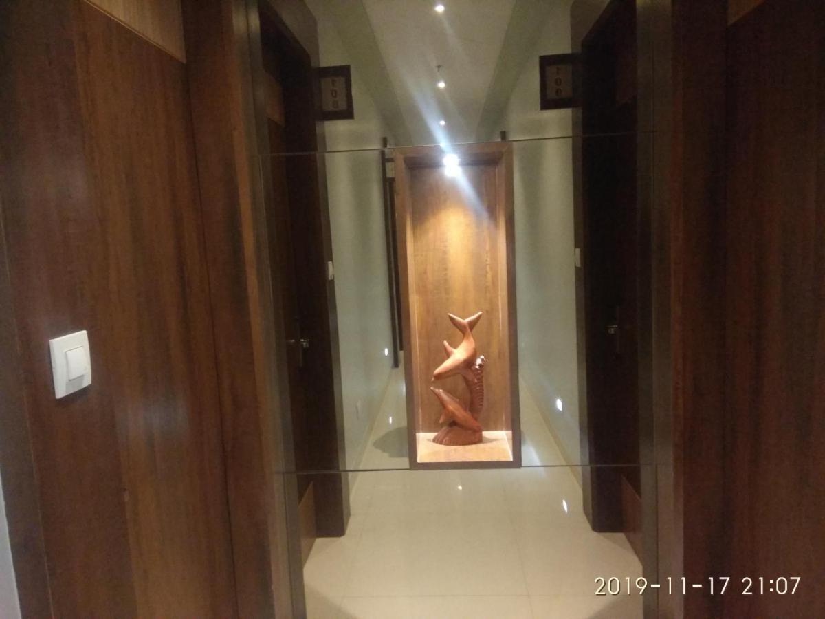 Vishnu Executive Rooms Virār Buitenkant foto